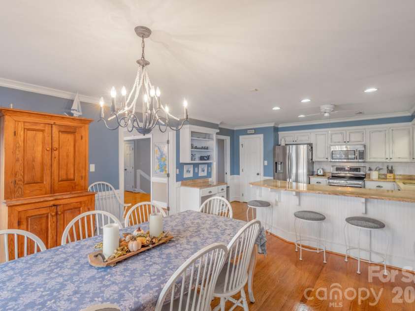 185 Willow Point Road, Troutman, NC 28166.  MLS# CAR4364376, YatesRealty ID 9489. 