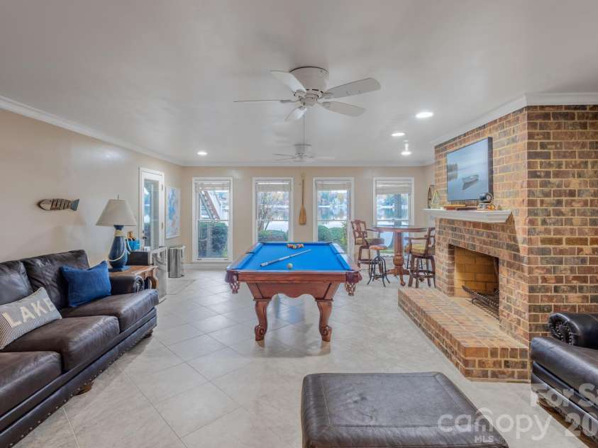 185 Willow Point Road, Troutman, NC 28166.  MLS# CAR4364376, YatesRealty ID 9489. 