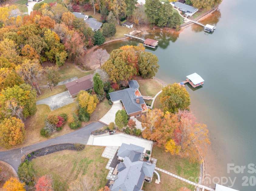 185 Willow Point Road, Troutman, NC 28166.  MLS# CAR4364376, YatesRealty ID 9489. 
