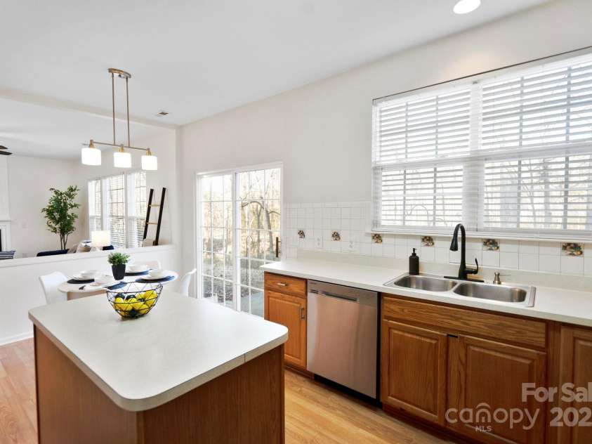 13443 Norseman Lane, Huntersville, NC 28078.  MLS# CAR4218329, YatesRealty ID 949. 