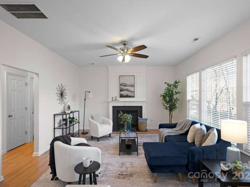 13443 Norseman Lane, Huntersville, NC 28078.  MLS# CAR4218329, YatesRealty ID 949. 