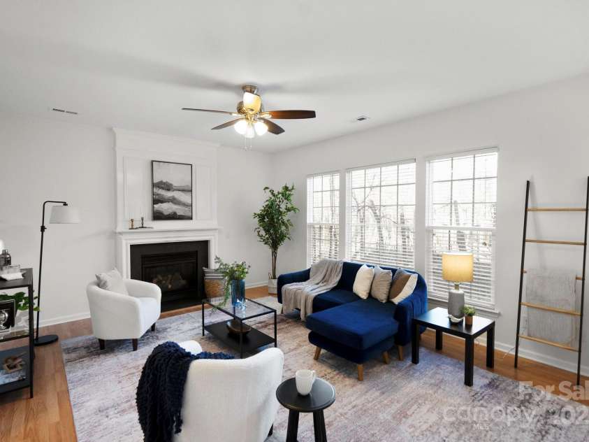 13443 Norseman Lane, Huntersville, NC 28078.  MLS# CAR4218329, YatesRealty ID 949. Cozy Family Room with views of the private backyard