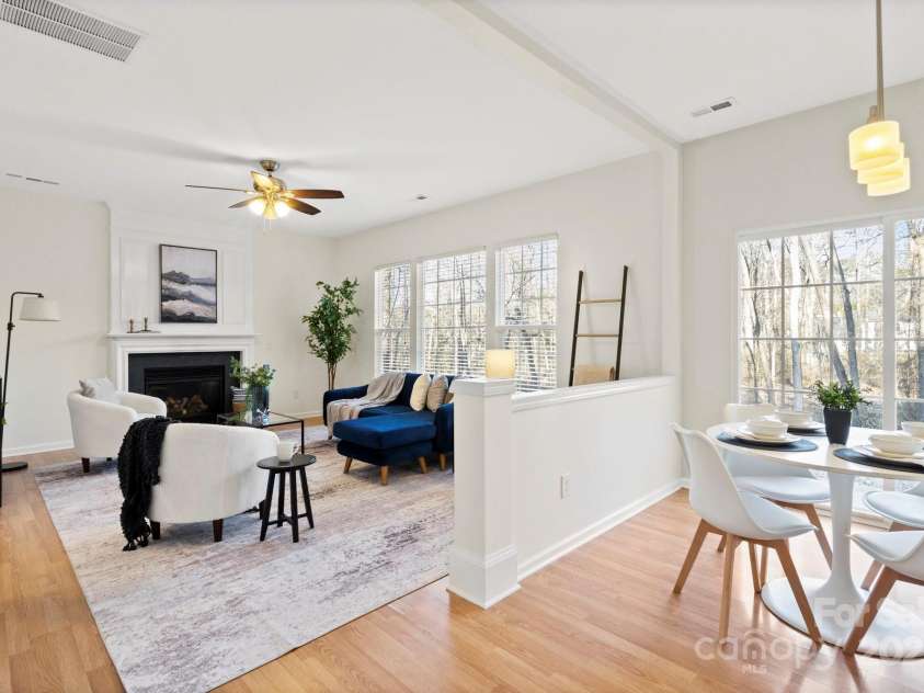 13443 Norseman Lane, Huntersville, NC 28078.  MLS# CAR4218329, YatesRealty ID 949. Kitchen area opens to the Family Room