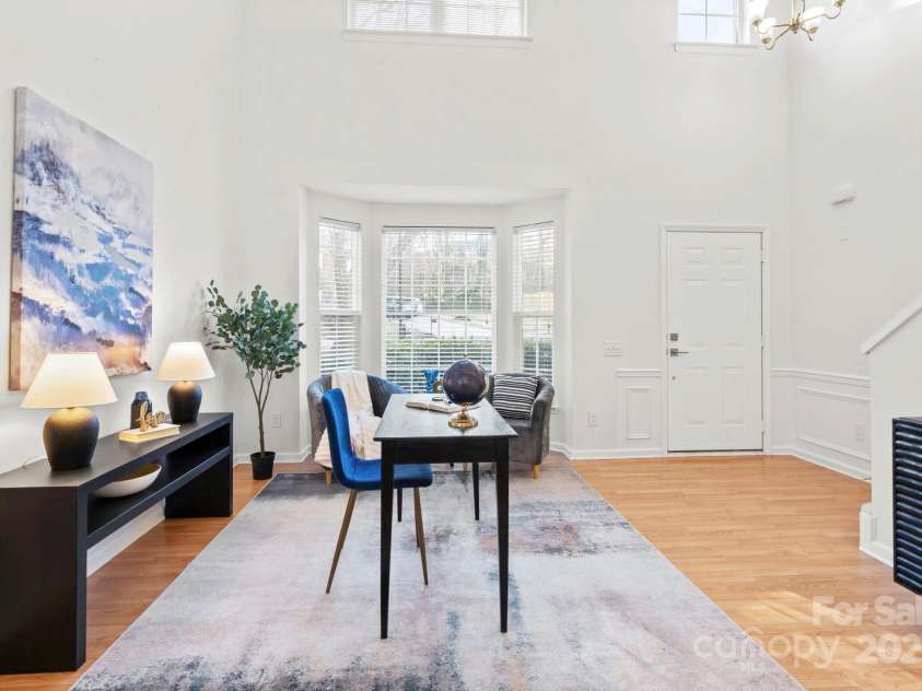 13443 Norseman Lane, Huntersville, NC 28078.  MLS# CAR4218329, YatesRealty ID 949. Living Room with bay window