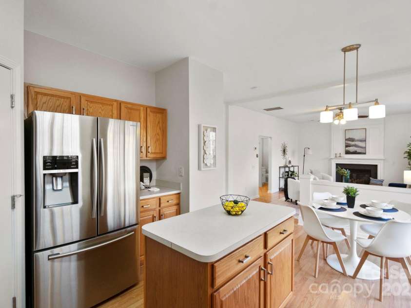 13443 Norseman Lane, Huntersville, NC 28078.  MLS# CAR4218329, YatesRealty ID 949. Refrigerator included