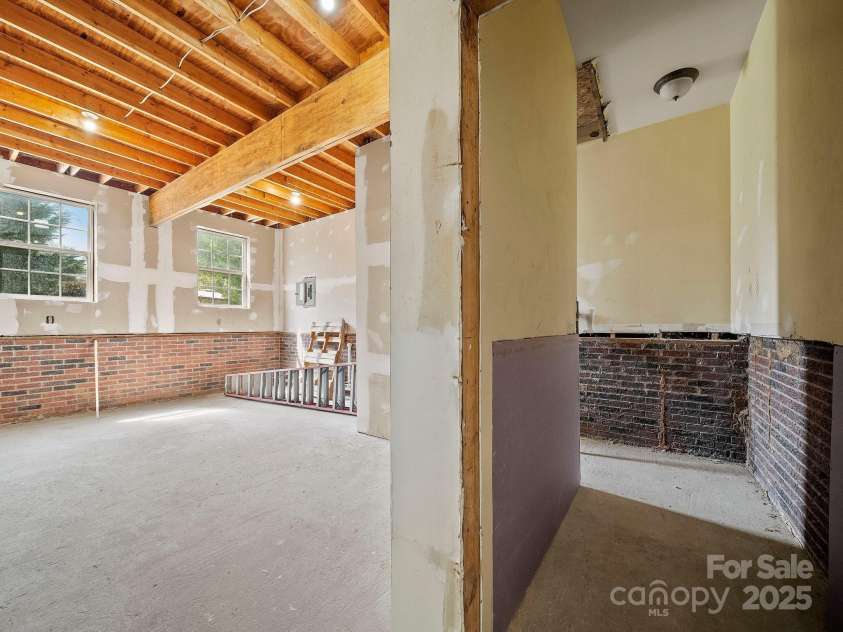 308 Miller Street, Jefferson, SC 29718.  MLS# CAR4244661, YatesRealty ID 949. 