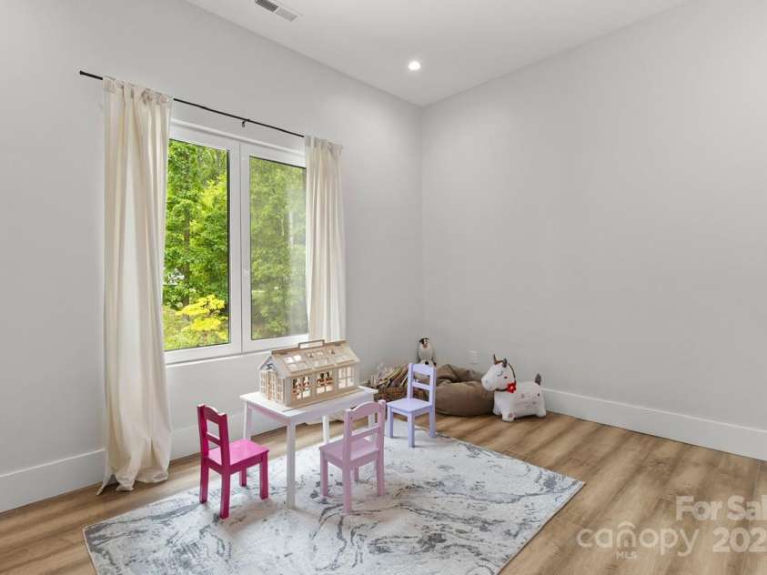 4135 Mineral Lane, Lincolnton, NC 28092.  MLS# CAR4253406, YatesRealty ID 9490. 