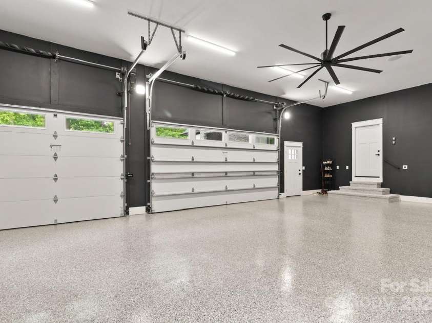 4135 Mineral Lane, Lincolnton, NC 28092.  MLS# CAR4253406, YatesRealty ID 9490. 