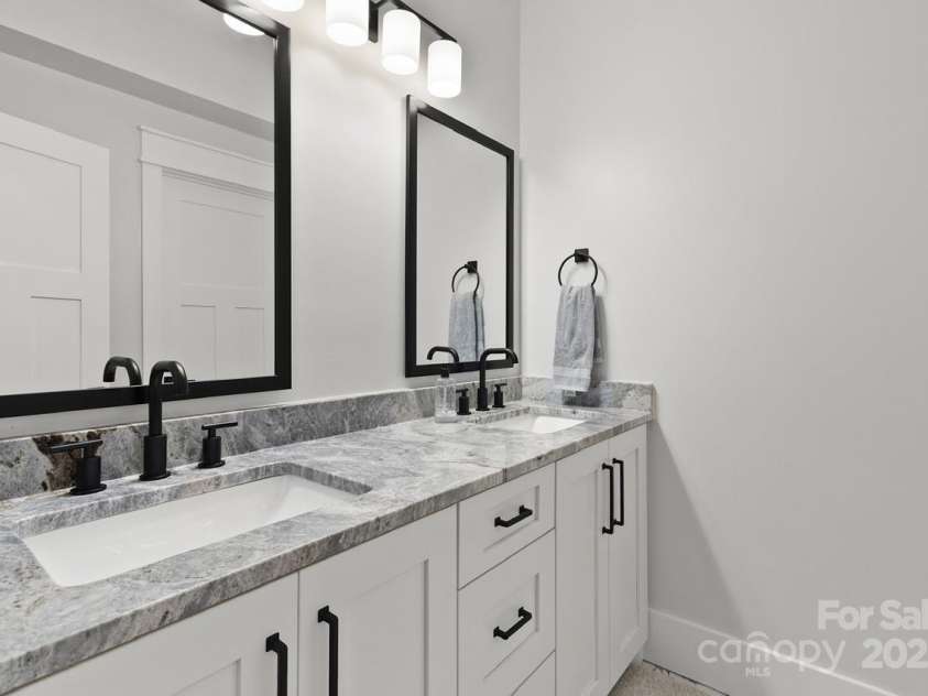 4135 Mineral Lane, Lincolnton, NC 28092.  MLS# CAR4253406, YatesRealty ID 9490. 