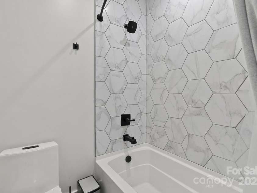 4135 Mineral Lane, Lincolnton, NC 28092.  MLS# CAR4253406, YatesRealty ID 9490. 