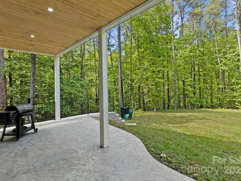 4135 Mineral Lane, Lincolnton, NC 28092.  MLS# CAR4253406, YatesRealty ID 9490. 