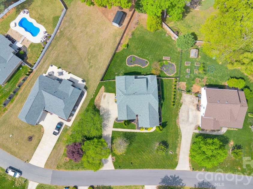 793 Seipel Drive, Denver, NC 28037.  MLS# CAR4362463, YatesRealty ID 9490. 