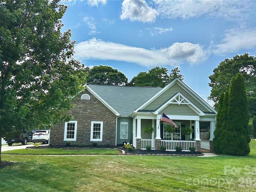 793 Seipel Drive, Denver, NC 28037.  MLS# CAR4362463, YatesRealty ID 9490. 