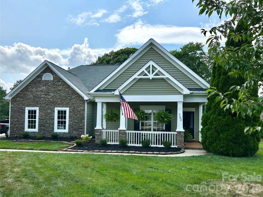 793 Seipel Drive, Denver, NC 28037.  MLS# CAR4362463, YatesRealty ID 9490. 