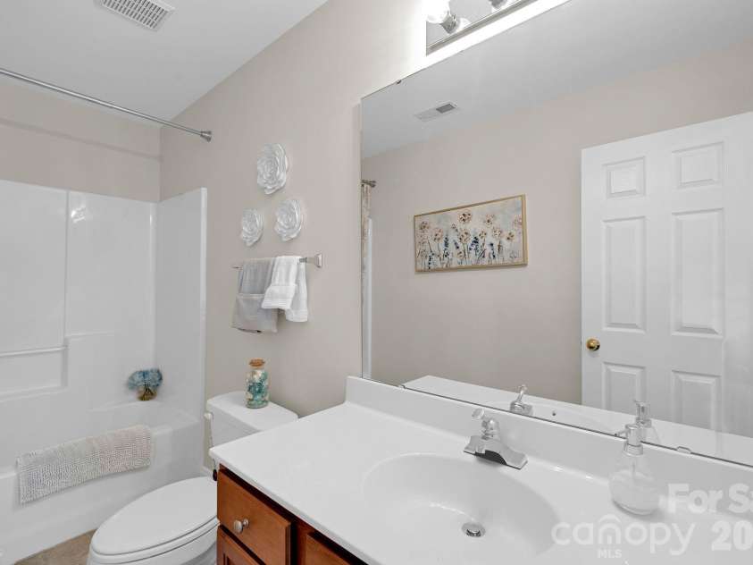 793 Seipel Drive, Denver, NC 28037.  MLS# CAR4362463, YatesRealty ID 9490. Secondary Full Bath Upstairs