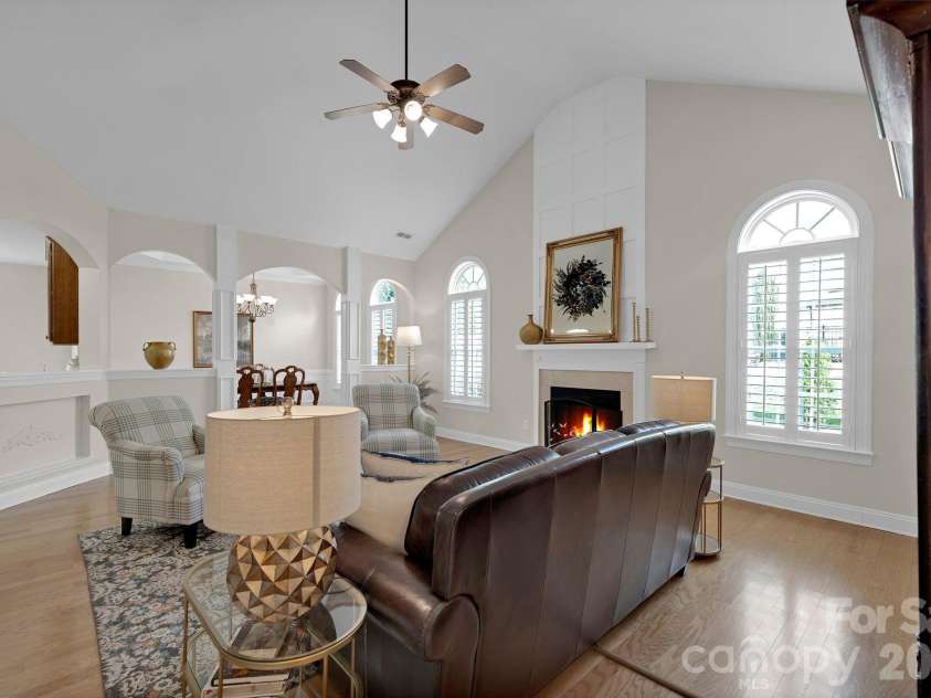 793 Seipel Drive, Denver, NC 28037.  MLS# CAR4362463, YatesRealty ID 9490. Spacious great room with gas fireplace