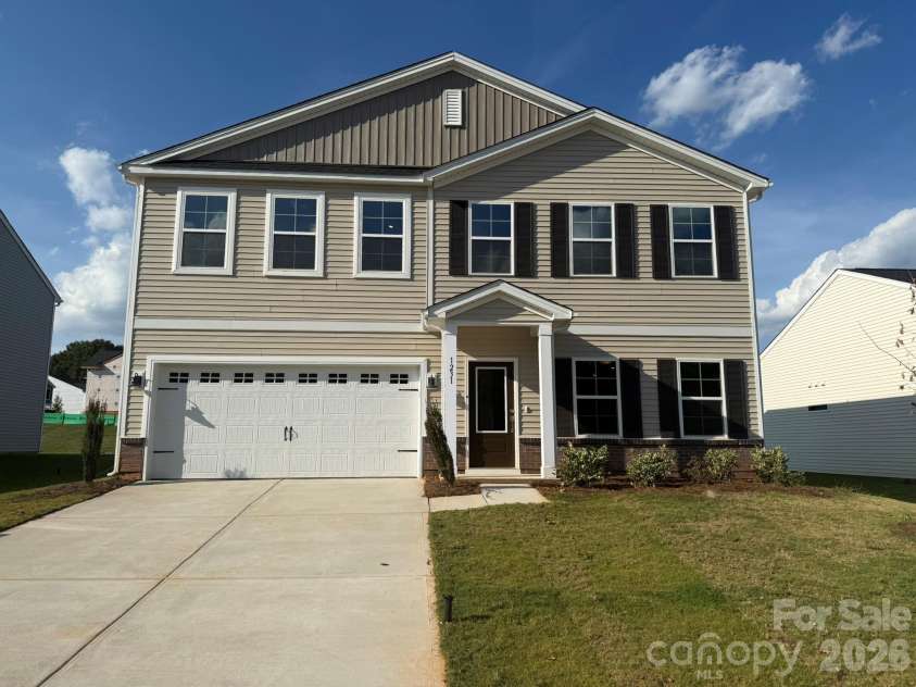 1231 Bansal Drive, Charlotte, NC 28215.  MLS# CAR4363373, YatesRealty ID 9491. Homesite 185 features a McDowell floorplan