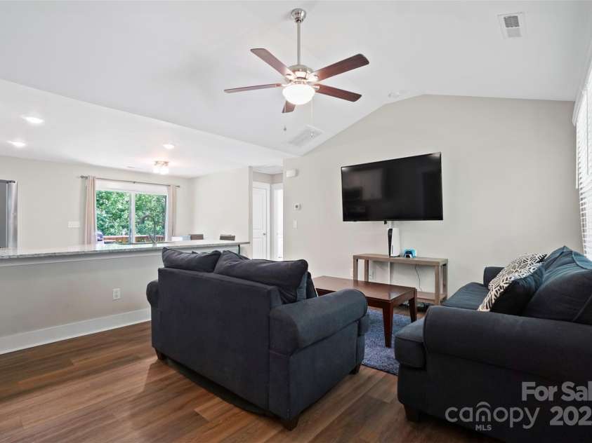 1013 Old Charlotte Road, Statesville, NC 28677.  MLS# CAR4253382, YatesRealty ID 9492. 