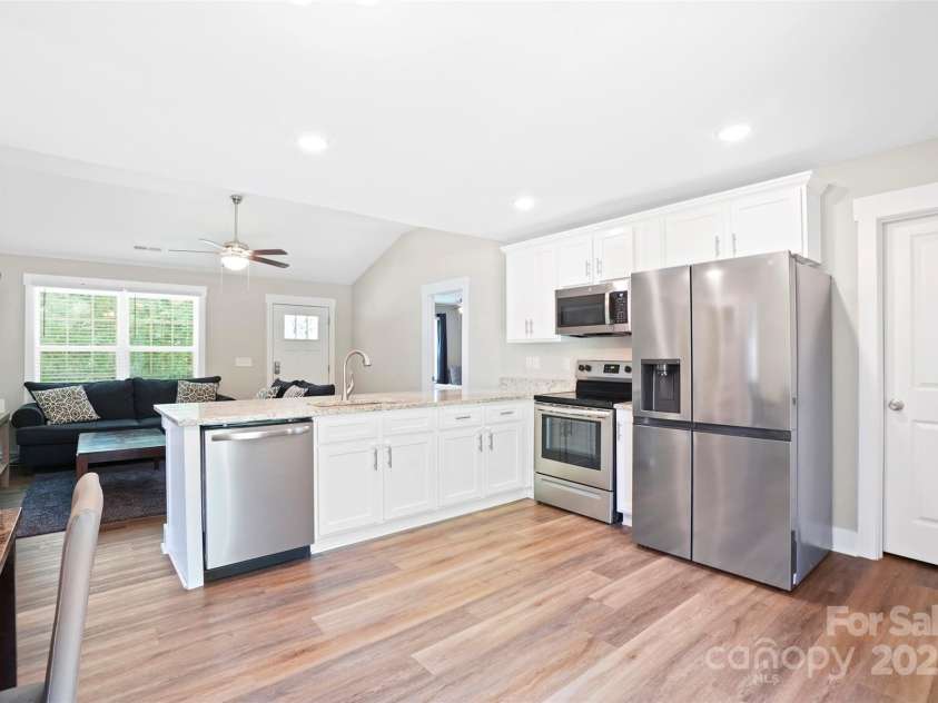 1013 Old Charlotte Road, Statesville, NC 28677.  MLS# CAR4253382, YatesRealty ID 9492. 