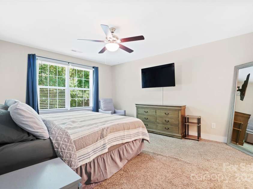 1013 Old Charlotte Road, Statesville, NC 28677.  MLS# CAR4253382, YatesRealty ID 9492. 