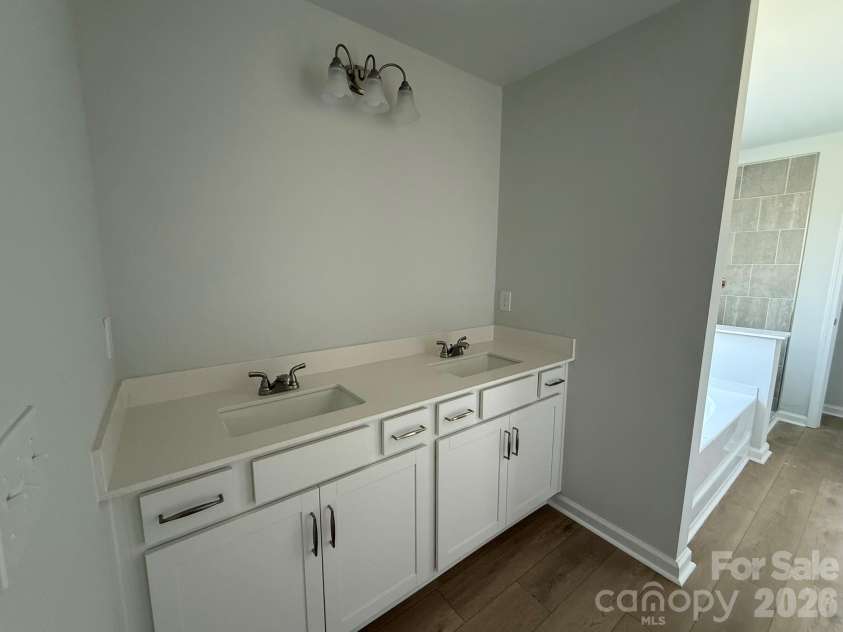 1305 Bansal Drive, Charlotte, NC 28215.  MLS# CAR4360795, YatesRealty ID 9492. Primary Bathroom with dual vanity