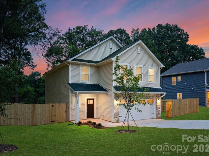 12718 Hamilton Road, Charlotte, NC 28273.  MLS# CAR4359083, YatesRealty ID 9493. 