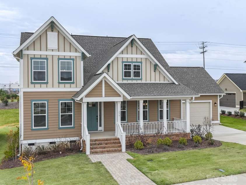 275 Luray Way, Rock Hill, SC 29730.  MLS# CAR4235922, YatesRealty ID 9494. 