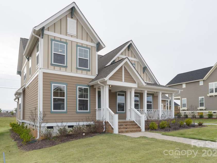 275 Luray Way, Rock Hill, SC 29730.  MLS# CAR4235922, YatesRealty ID 9494. 