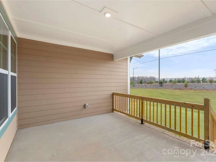 275 Luray Way, Rock Hill, SC 29730.  MLS# CAR4235922, YatesRealty ID 9494. 