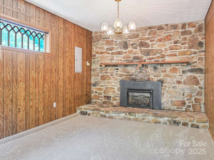 6 Westridge Court, Asheville, NC 28806.  MLS# CAR4223239, YatesRealty ID 9497. 