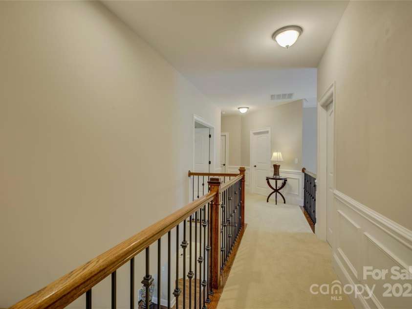 16519 Flintrock Falls Lane, Charlotte, NC 28278.  MLS# CAR4248364, YatesRealty ID 9498. 