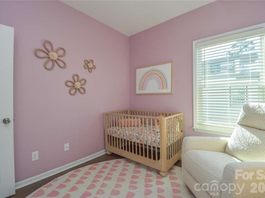 612 Tudor Park Way, Charlotte, NC 28211.  MLS# CAR4343466, YatesRealty ID 9498. 
