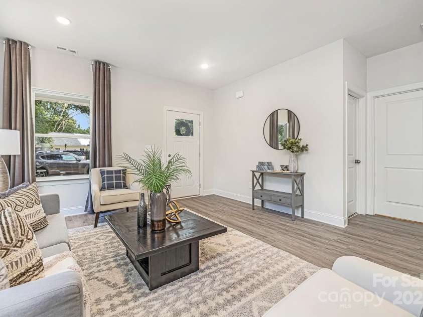 514 Rich Street, Rock Hill, SC 29730.  MLS# CAR4253458, YatesRealty ID 9499. 