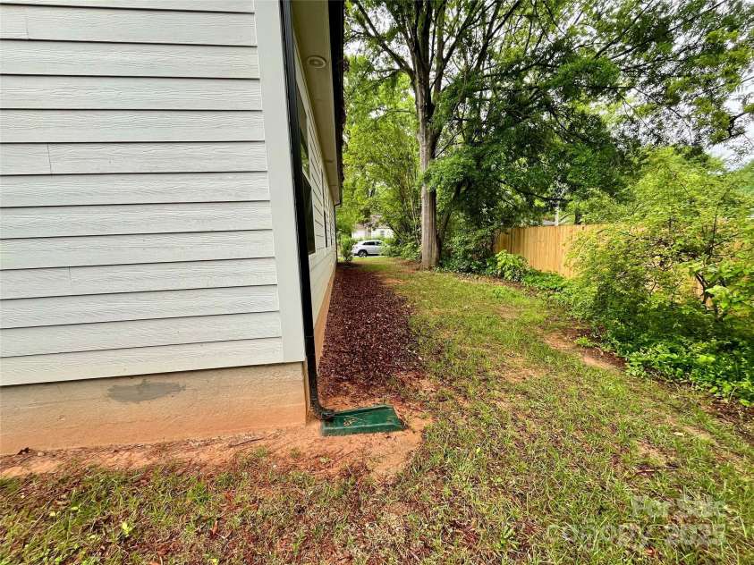 514 Rich Street, Rock Hill, SC 29730.  MLS# CAR4253458, YatesRealty ID 9499. 