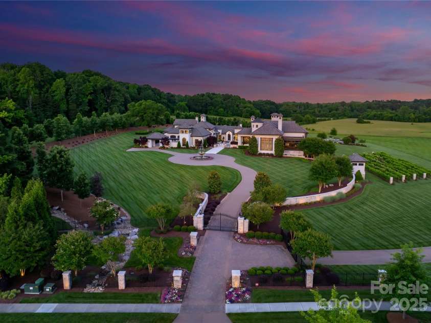 18308 Shearer Road, Davidson, NC 28036.  MLS# CAR4289423, YatesRealty ID 95. Gated Entrance