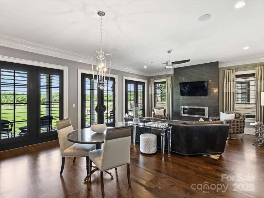 18308 Shearer Road, Davidson, NC 28036.  MLS# CAR4289423, YatesRealty ID 95. Guest House Family Room