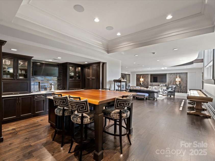 18308 Shearer Road, Davidson, NC 28036.  MLS# CAR4289423, YatesRealty ID 95. Lower Level Kitchen