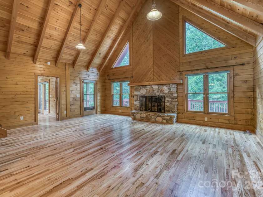 5023 Elk Park Highway, Elk Park, NC 28622.  MLS# CAR4326452, YatesRealty ID 950. 