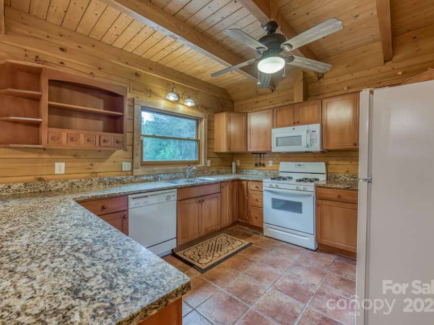 5023 Elk Park Highway, Elk Park, NC 28622.  MLS# CAR4326452, YatesRealty ID 950. 