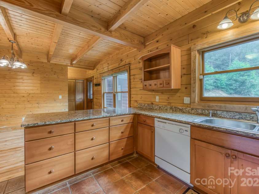 5023 Elk Park Highway, Elk Park, NC 28622.  MLS# CAR4326452, YatesRealty ID 950. 