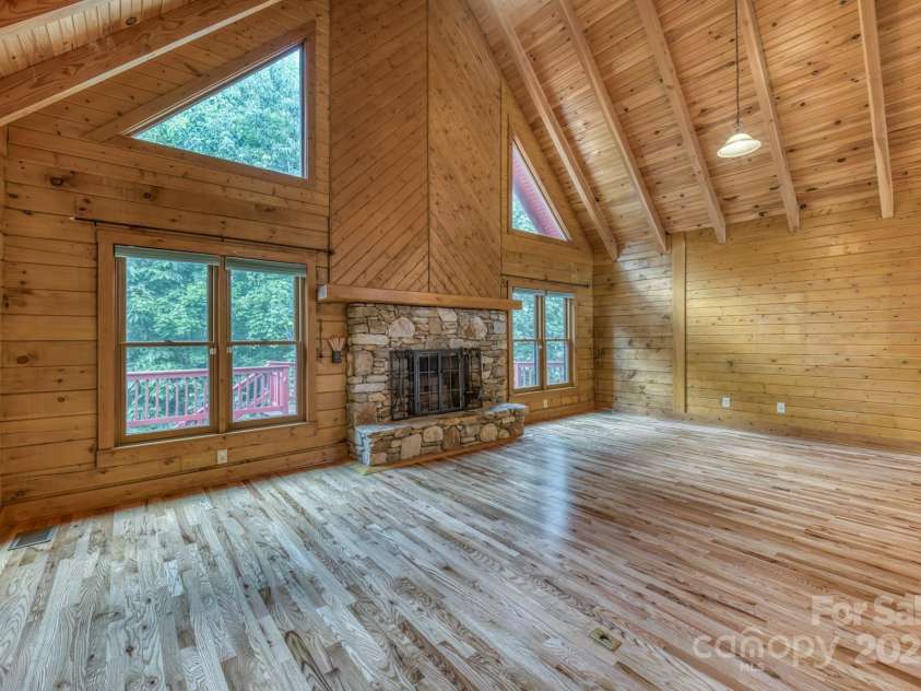 5023 Elk Park Highway, Elk Park, NC 28622.  MLS# CAR4326452, YatesRealty ID 950. 