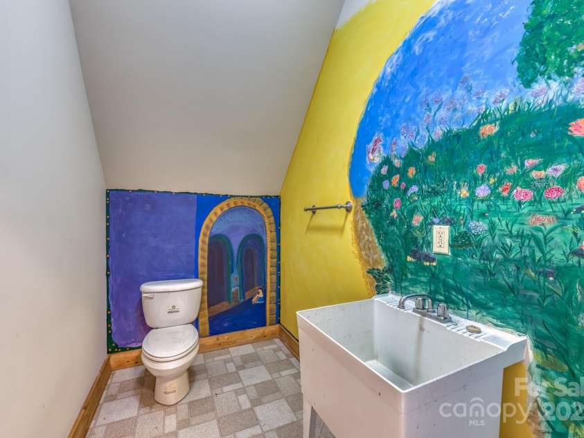 5023 Elk Park Highway, Elk Park, NC 28622.  MLS# CAR4326452, YatesRealty ID 950. 