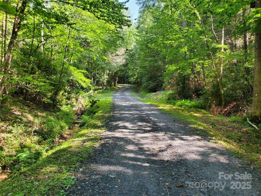 5023 Elk Park Highway, Elk Park, NC 28622.  MLS# CAR4326452, YatesRealty ID 950. 