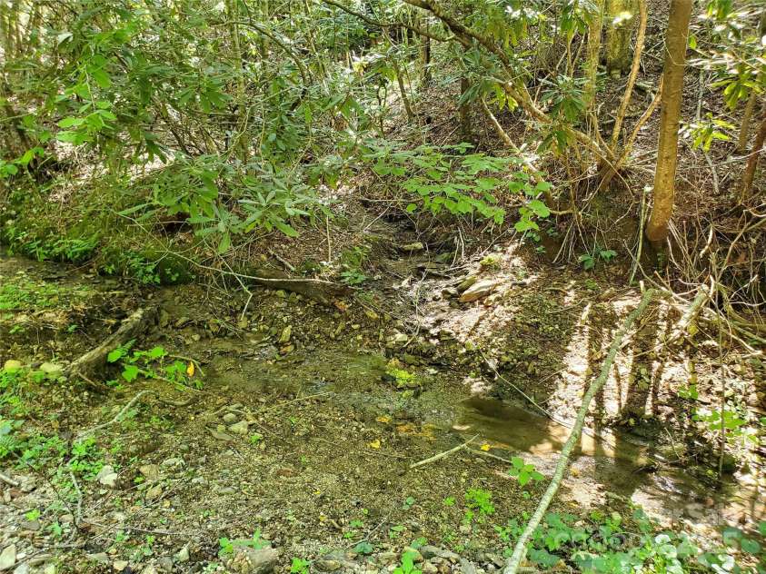 5023 Elk Park Highway, Elk Park, NC 28622.  MLS# CAR4326452, YatesRealty ID 950. 