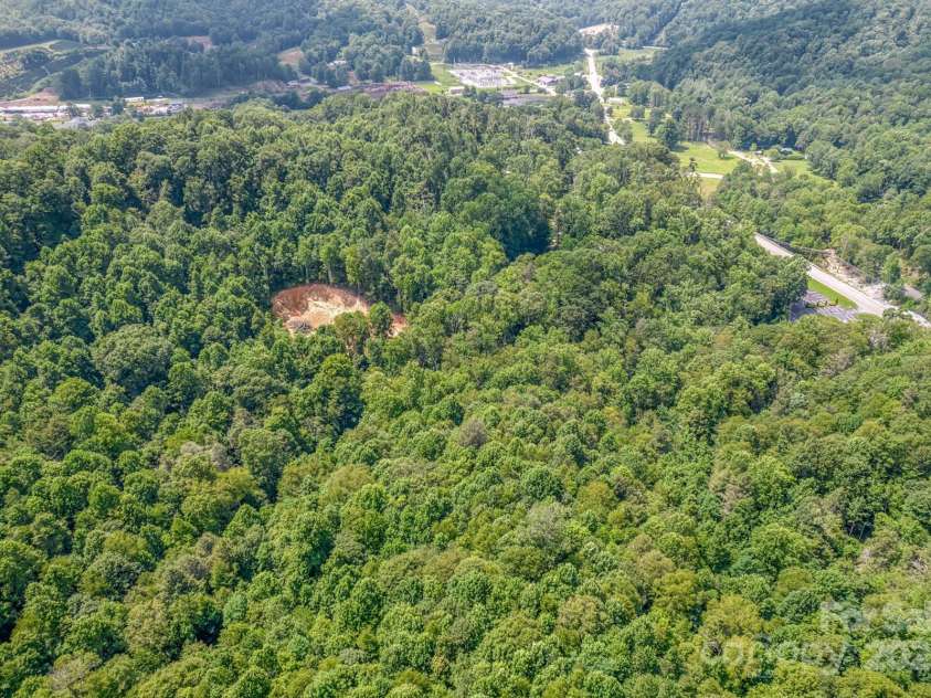 5023 Elk Park Highway, Elk Park, NC 28622.  MLS# CAR4326452, YatesRealty ID 950. 