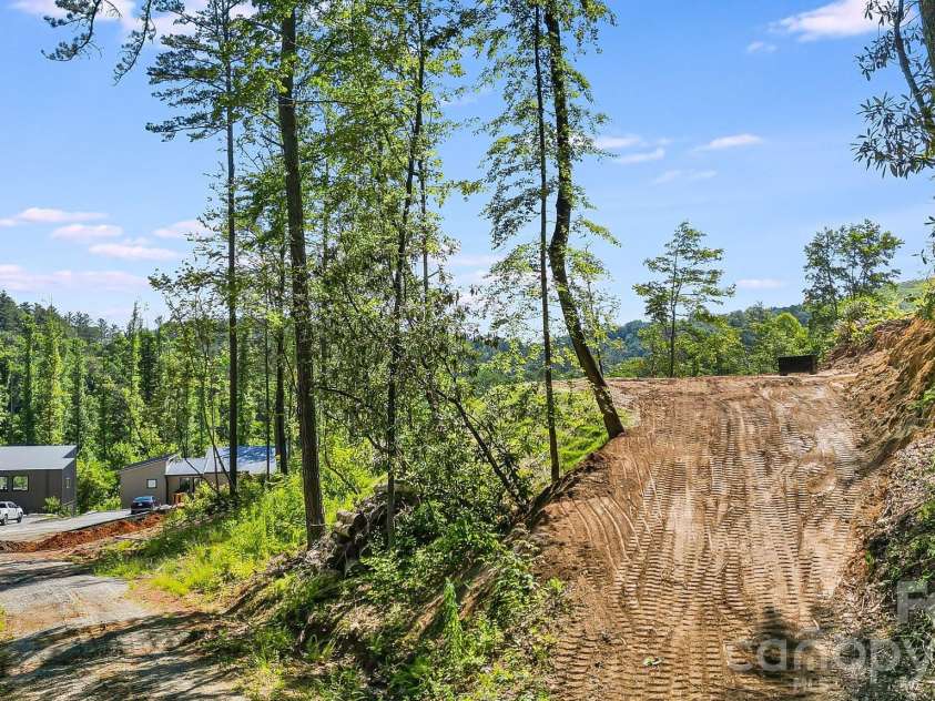 110 South Fork Trail, Lake Toxaway, NC 28747.  MLS# CAR4352509, YatesRealty ID 9501. 