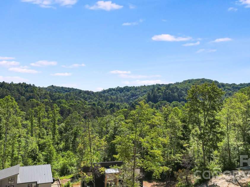 110 South Fork Trail, Lake Toxaway, NC 28747.  MLS# CAR4352509, YatesRealty ID 9501. 