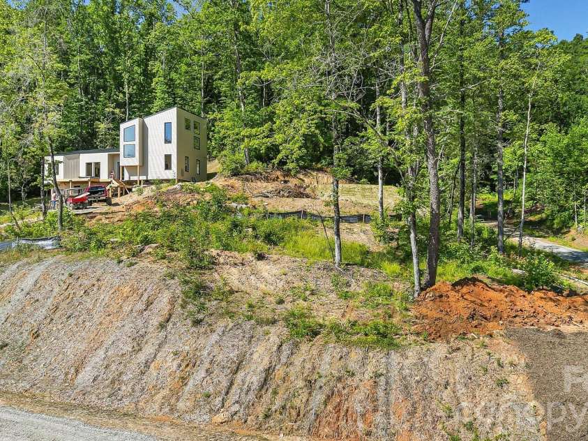 110 South Fork Trail, Lake Toxaway, NC 28747.  MLS# CAR4352509, YatesRealty ID 9501. 