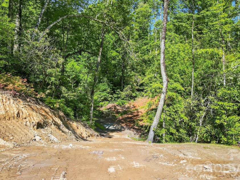 110 South Fork Trail, Lake Toxaway, NC 28747.  MLS# CAR4352509, YatesRealty ID 9501. 
