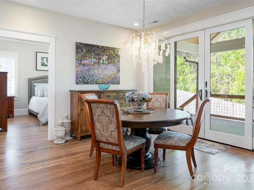73 Starwood Valley Trail, Arden, NC 28704.  MLS# CAR4251821, YatesRealty ID 9502. Dining area